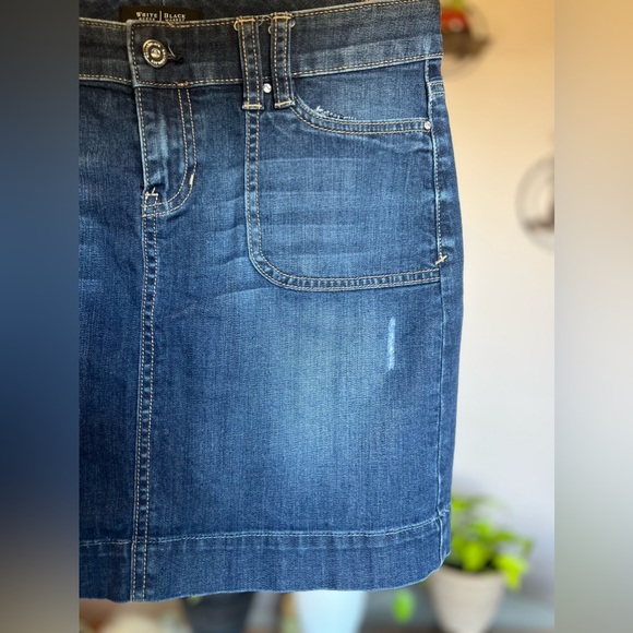 White House Black Market Jean Skirt with Embellished and Braided Pockets - Picture 5 of 7